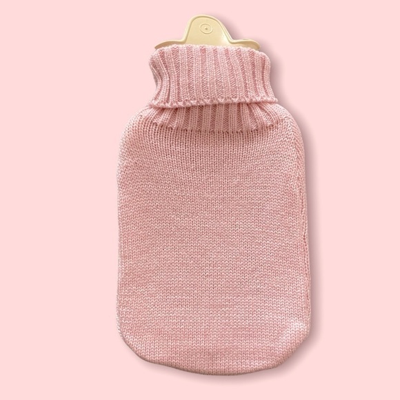 HYGGE pink knit hot water bottle - Picture 2 of 3